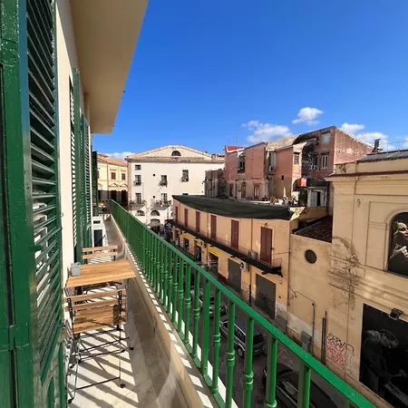 Valguarnera Suites & Apartments Palermo Esterno foto
