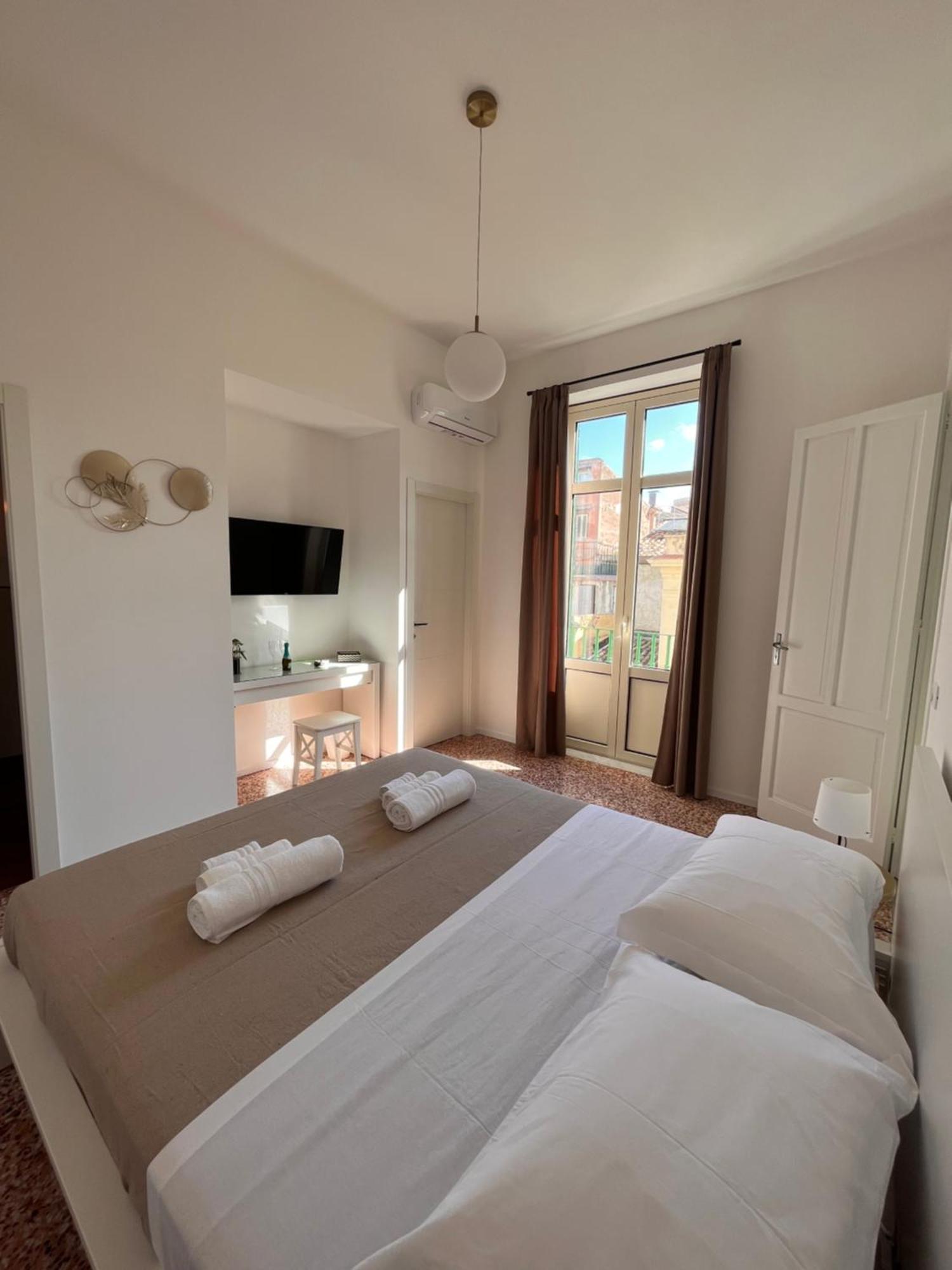 Bed & Breakfast Valguarnera &